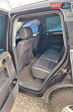 Внедорожник / Кроссовер Volkswagen Touareg 2005 в 