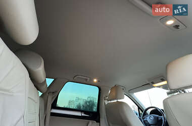 Позашляховик / Кросовер Volkswagen Touareg 2014 в 