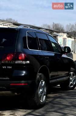 Внедорожник / Кроссовер Volkswagen Touareg 2008 в 