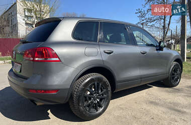 Внедорожник / Кроссовер Volkswagen Touareg 2013 в Рени