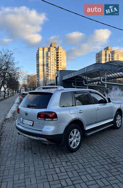 Позашляховик / Кросовер Volkswagen Touareg 2008 в 