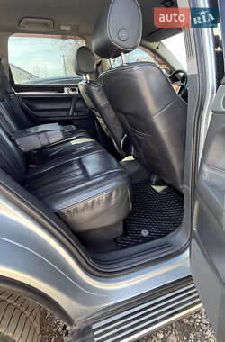 Позашляховик / Кросовер Volkswagen Touareg 2008 в 