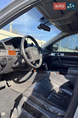Позашляховик / Кросовер Volkswagen Touareg 2008 в 