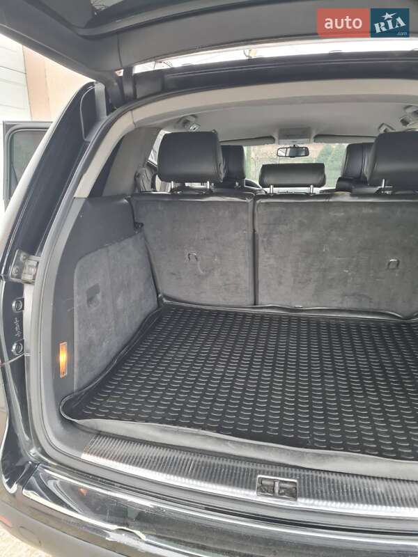 Внедорожник / Кроссовер Volkswagen Touareg 2007 в Великом Раковце