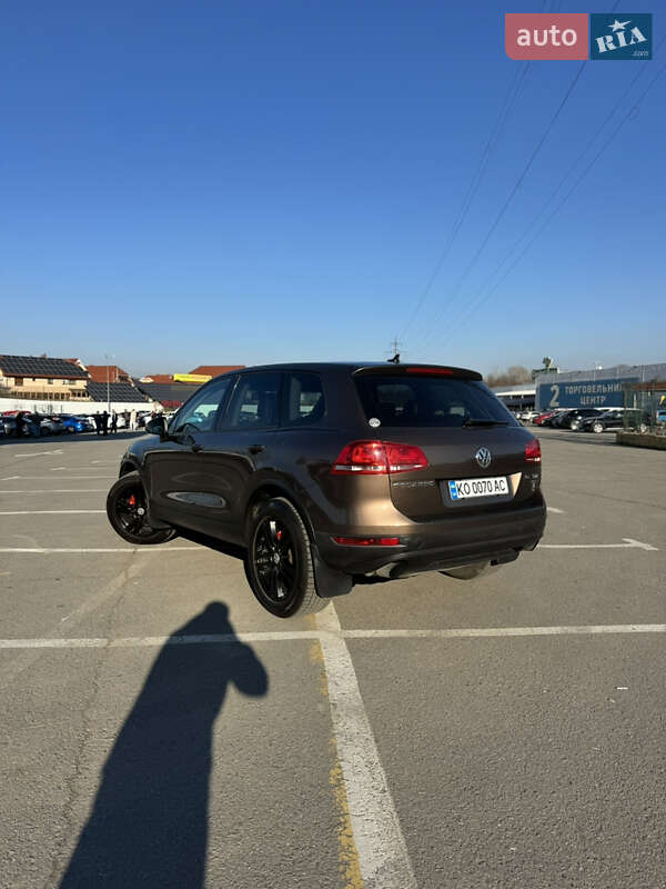 Позашляховик / Кросовер Volkswagen Touareg 2011 в Ужгороді фото 4 Позашляховик / Кросовер Volkswagen Touareg 2011 в Ужгороді