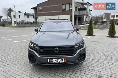 Позашляховик / Кросовер Volkswagen Touareg 2019 в Рівному