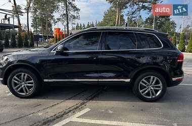 Внедорожник / Кроссовер Volkswagen Touareg 2015 в 