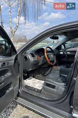 Позашляховик / Кросовер Volkswagen Touareg 2007 в 