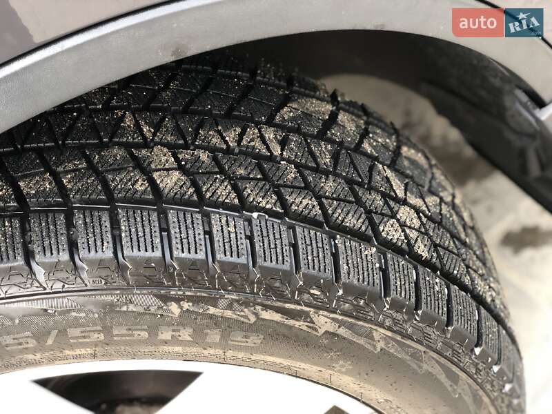 Внедорожник / Кроссовер Volkswagen Touareg 2011 в Теофиполе