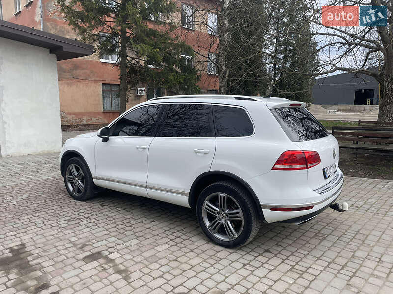 Внедорожник / Кроссовер Volkswagen Touareg 2018 в Ивано-Франковске