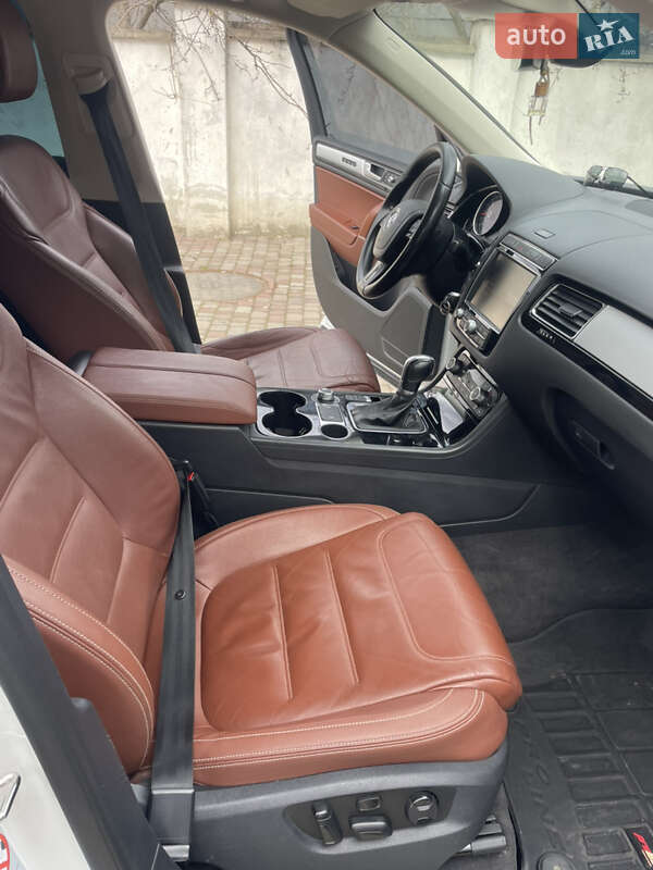 Внедорожник / Кроссовер Volkswagen Touareg 2018 в Ивано-Франковске