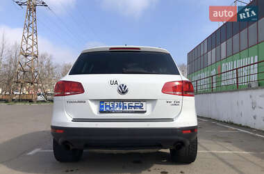 Внедорожник / Кроссовер Volkswagen Touareg 2016 в 