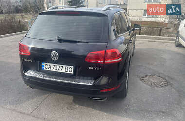 Внедорожник / Кроссовер Volkswagen Touareg 2012 в 
