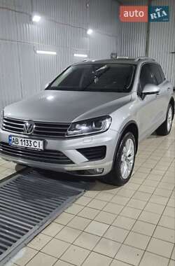 Внедорожник / Кроссовер Volkswagen Touareg 2014 в 