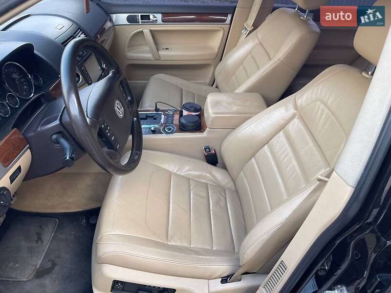 Внедорожник / Кроссовер Volkswagen Touareg 2007 в Городенке