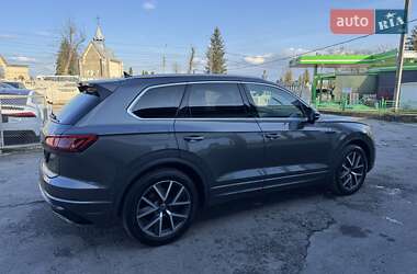 Внедорожник / Кроссовер Volkswagen Touareg 2022 в 