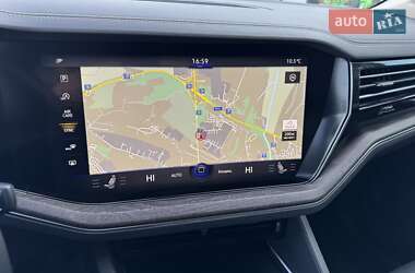 Внедорожник / Кроссовер Volkswagen Touareg 2022 в 