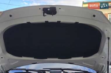 Внедорожник / Кроссовер Volkswagen Touareg 2014 в 