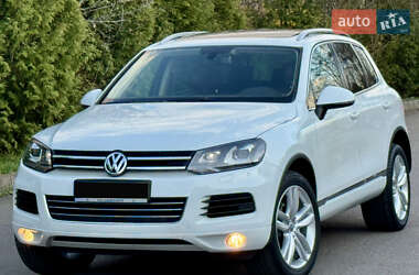 Внедорожник / Кроссовер Volkswagen Touareg 2012 в 