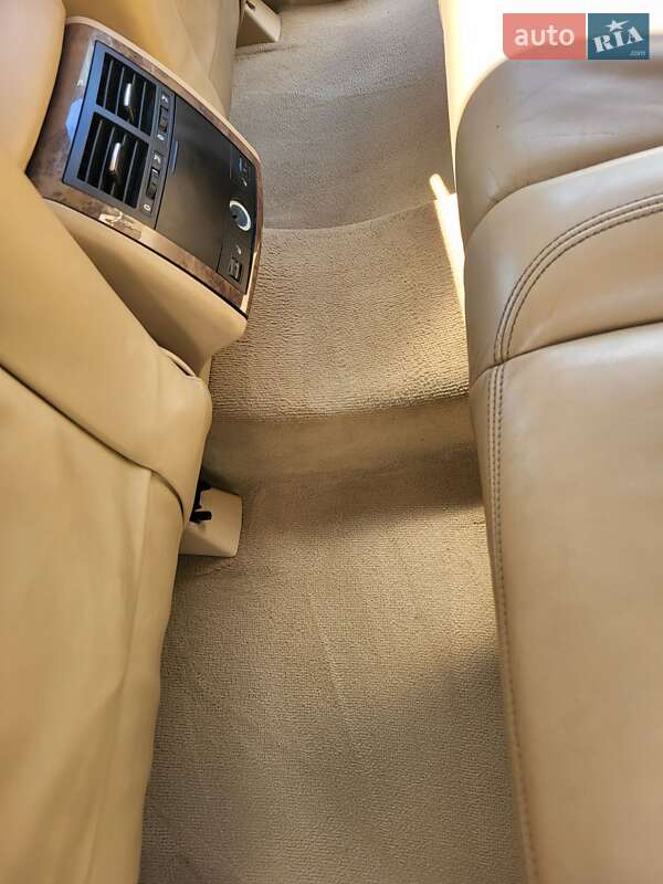 Внедорожник / Кроссовер Volkswagen Touareg 2009 в Тернополе
