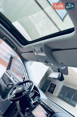 Внедорожник / Кроссовер Volkswagen Touareg 2011 в 