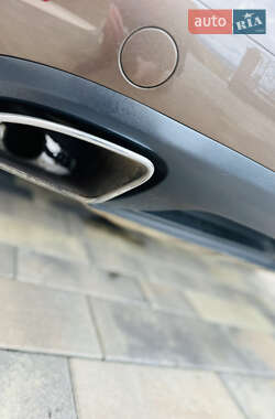 Внедорожник / Кроссовер Volkswagen Touareg 2011 в 