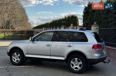 Позашляховик / Кросовер Volkswagen Touareg 2005 в 