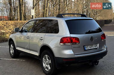 Позашляховик / Кросовер Volkswagen Touareg 2005 в 