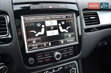 Внедорожник / Кроссовер Volkswagen Touareg 2014 в 
