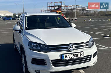 Внедорожник / Кроссовер Volkswagen Touareg 2014 в 
