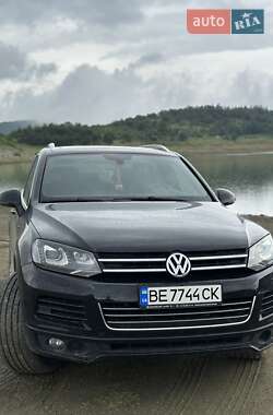 Внедорожник / Кроссовер Volkswagen Touareg 2014 в 
