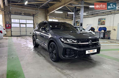 Внедорожник / Кроссовер Volkswagen Touareg 2023 в 