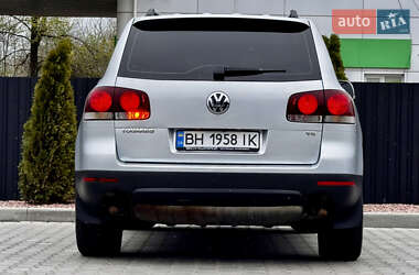 Позашляховик / Кросовер Volkswagen Touareg 2008 в 