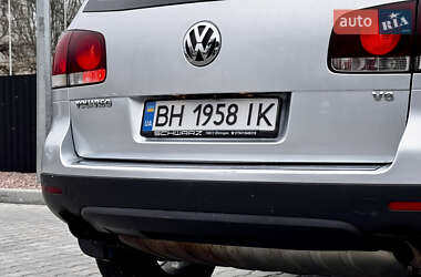 Позашляховик / Кросовер Volkswagen Touareg 2008 в 