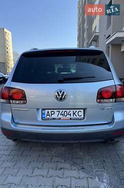 Внедорожник / Кроссовер Volkswagen Touareg 2007 в 