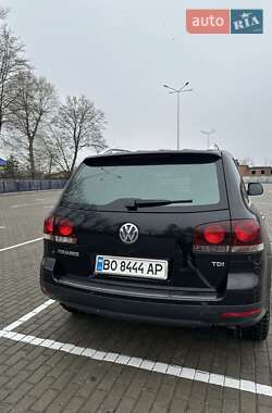 Внедорожник / Кроссовер Volkswagen Touareg 2008 в 
