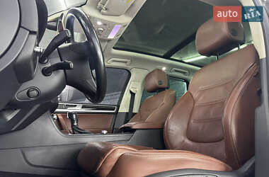 Внедорожник / Кроссовер Volkswagen Touareg 2016 в 