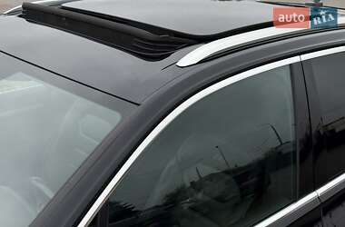 Позашляховик / Кросовер Volkswagen Touareg 2018 в 