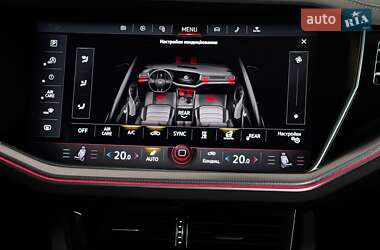 Позашляховик / Кросовер Volkswagen Touareg 2018 в 