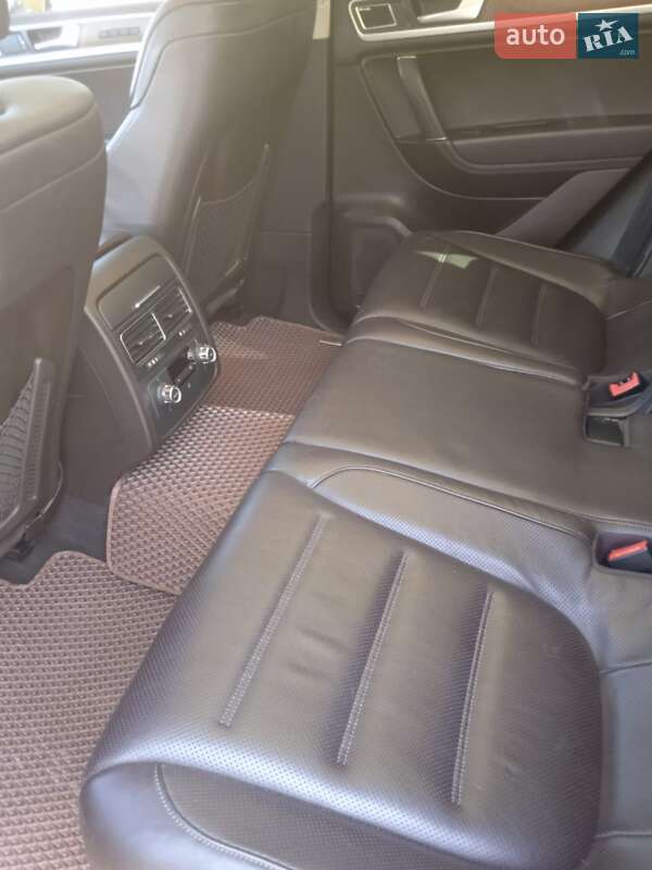 Внедорожник / Кроссовер Volkswagen Touareg 2012 в Первомайске фото 13 Внедорожник / Кроссовер Volkswagen Touareg 2012 в Первомайске