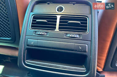 Внедорожник / Кроссовер Volkswagen Touareg 2013 в 
