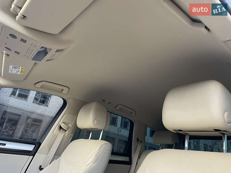 Внедорожник / Кроссовер Volkswagen Touareg 2015 в Николаеве