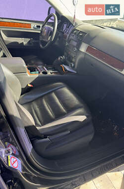 Внедорожник / Кроссовер Volkswagen Touareg 2006 в 