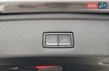 Внедорожник / Кроссовер Volkswagen Touareg 2022 в 