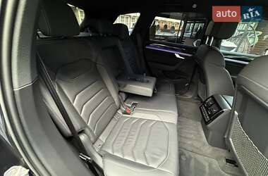 Внедорожник / Кроссовер Volkswagen Touareg 2020 в 