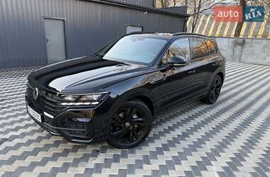 Позашляховик / Кросовер Volkswagen Touareg 2023 в 