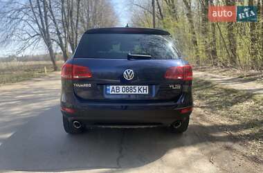 Позашляховик / Кросовер Volkswagen Touareg 2013 в 