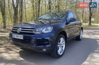Позашляховик / Кросовер Volkswagen Touareg 2013 в 
