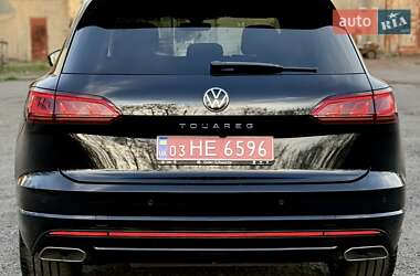 Внедорожник / Кроссовер Volkswagen Touareg 2021 в 