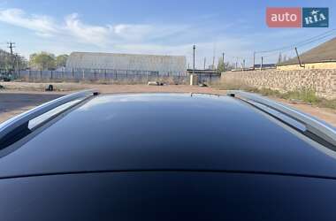 Внедорожник / Кроссовер Volkswagen Touareg 2012 в 